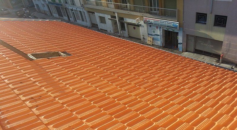 Chantier de couverture en tuiles réalisé par CEG TOITURE dans les Alpes-Maritimes (photo 12)