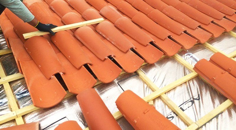 Chantier de couverture en tuiles réalisé par CEG TOITURE dans les Alpes-Maritimes (photo 20)