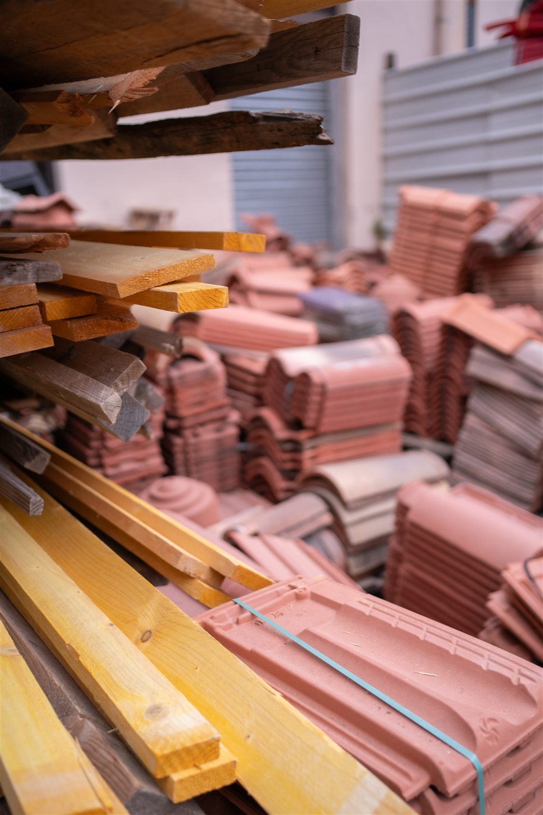 Chantier de couverture en tuiles réalisé par CEG TOITURE dans les Alpes-Maritimes (photo 48)
