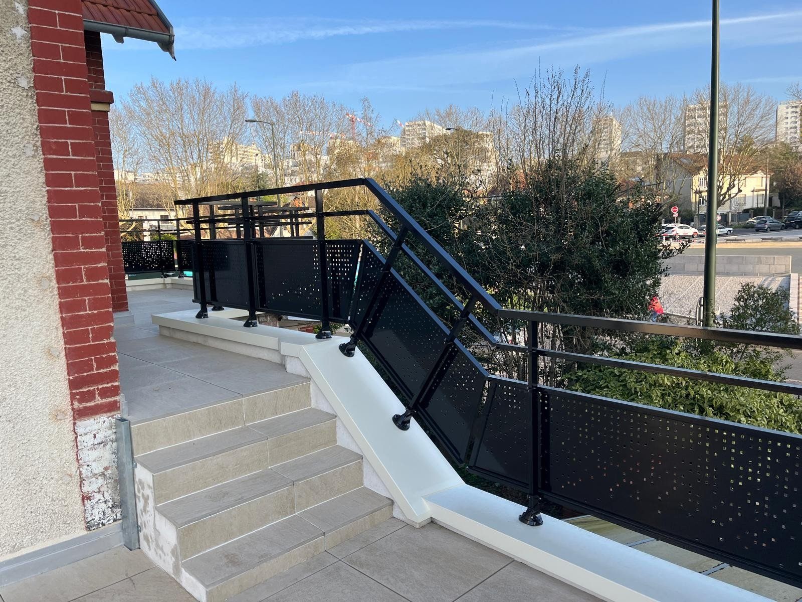Chantier d'étanchéité de toiture-terrasse réalisé par CEG TOITURE (photo 15)